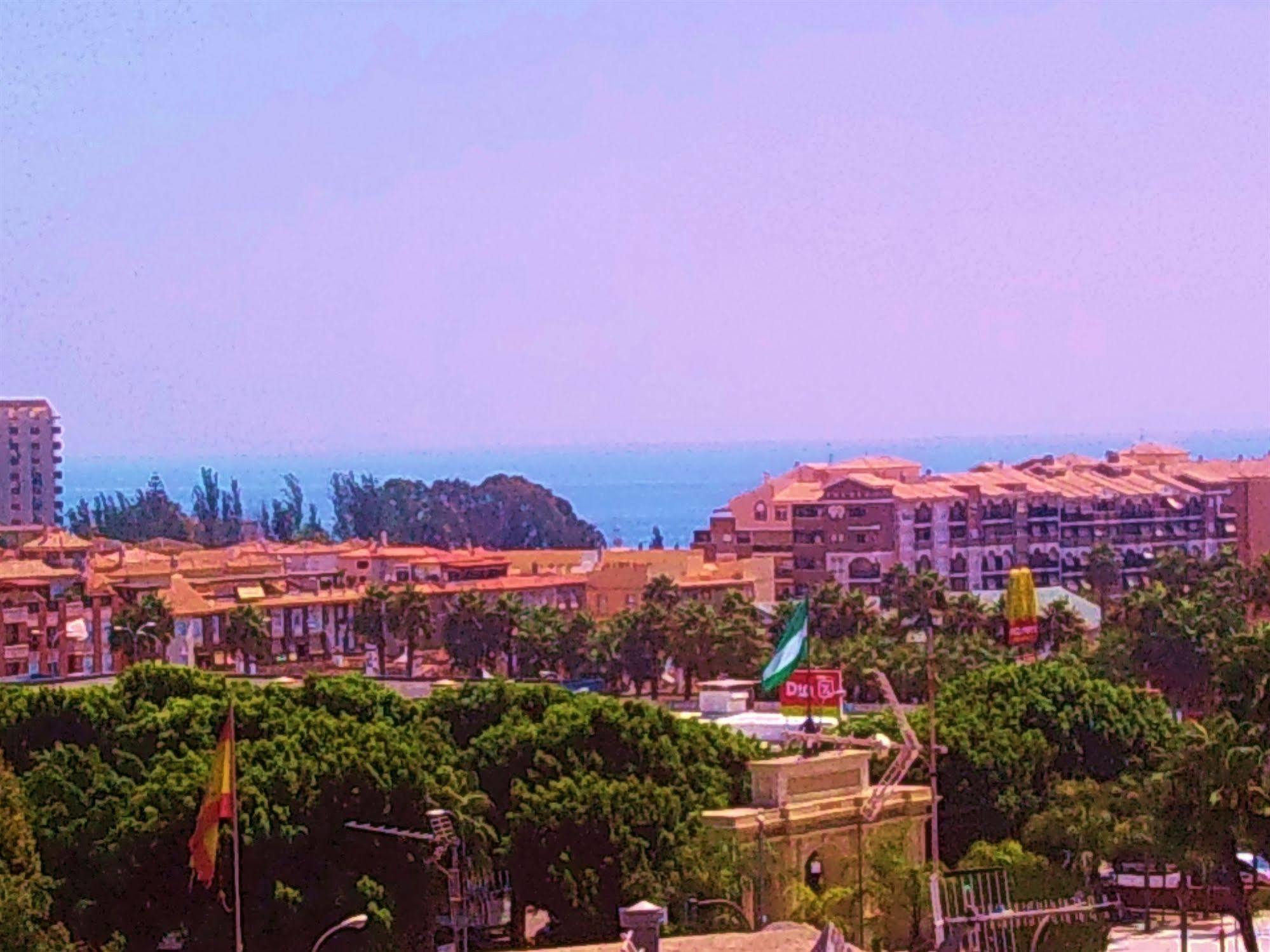 Hotel SAN SEBASTIAN Almuñécar Bagian luar foto